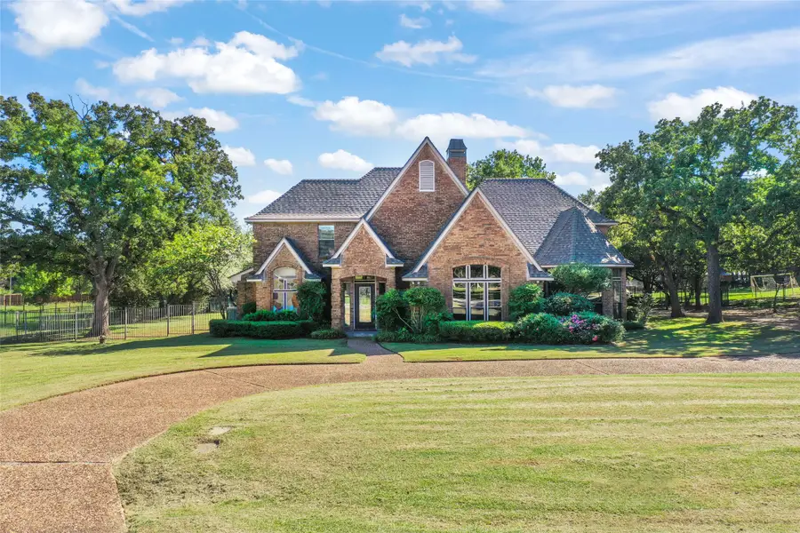 295 Oak Trail Drive, Double Oak, TX 75077 - Image #3