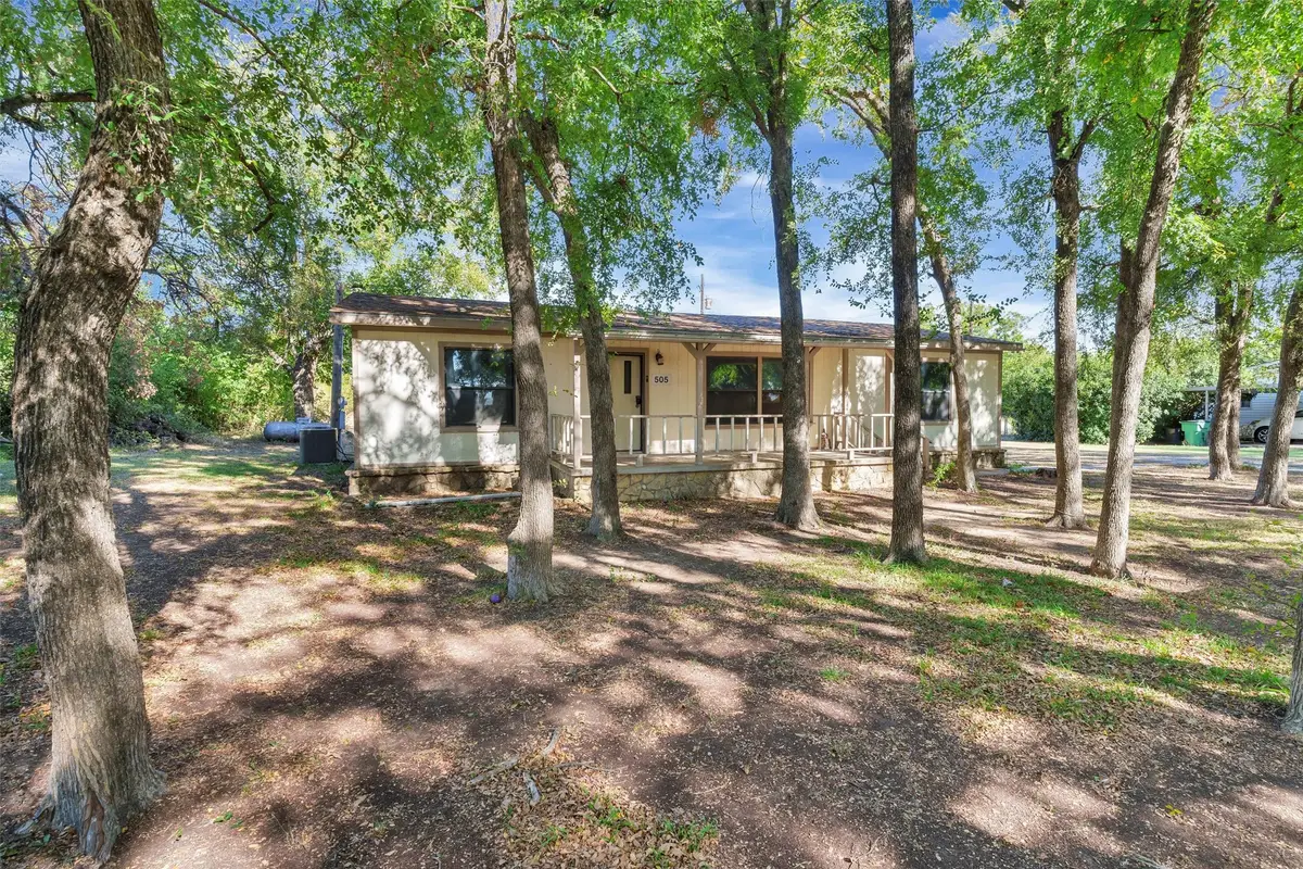 505 Cedar Lane, Tolar, TX 76476 - Image #1