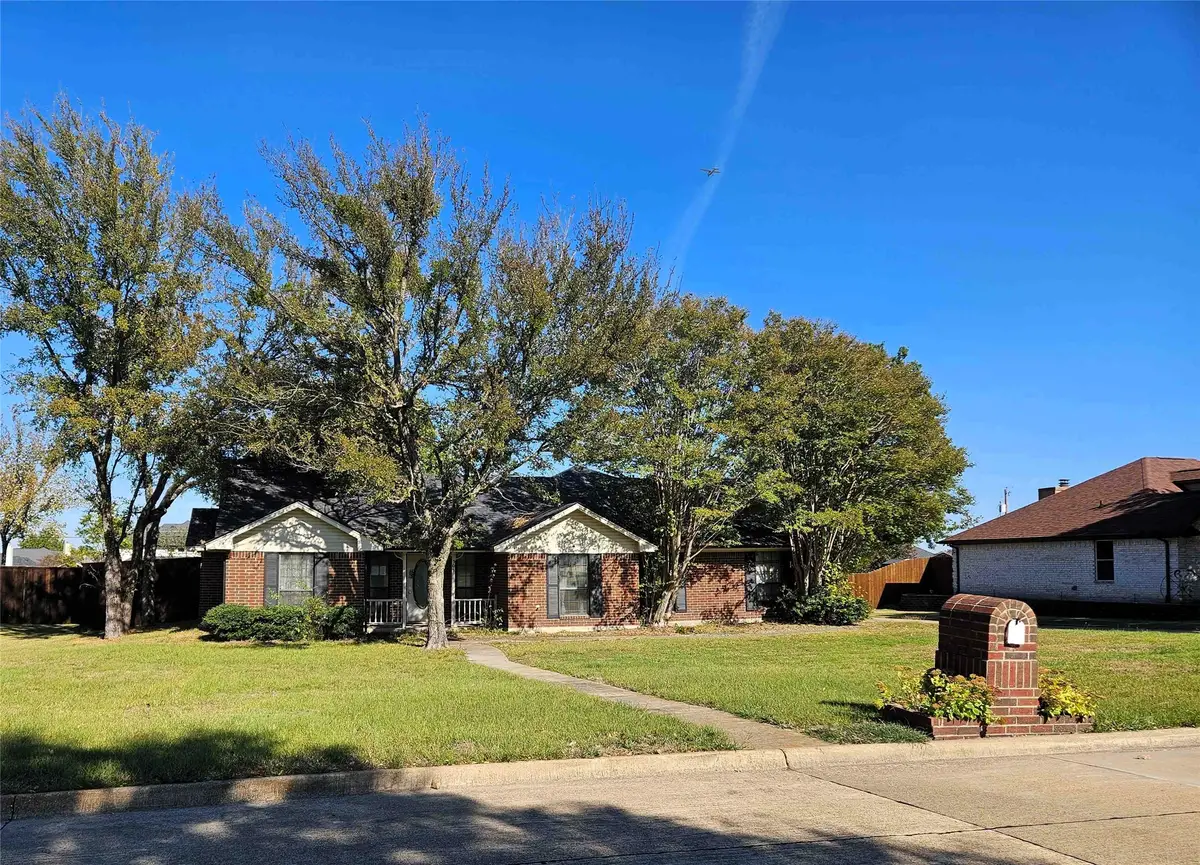 503 Pin Oak Drive, Terrell, TX 75161 - Image #1