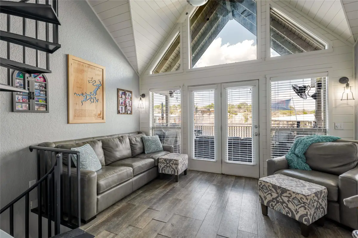 3005 Upcreek Alley #4, Strawn, TX 76475 - Image #1