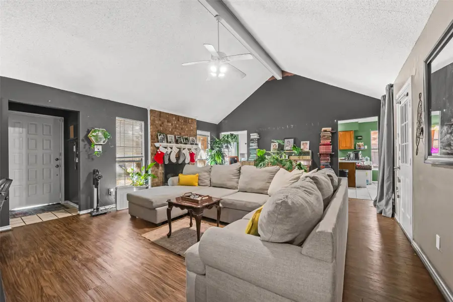 2111 Turf Club Drive, Arlington, TX 76017 - Image #3