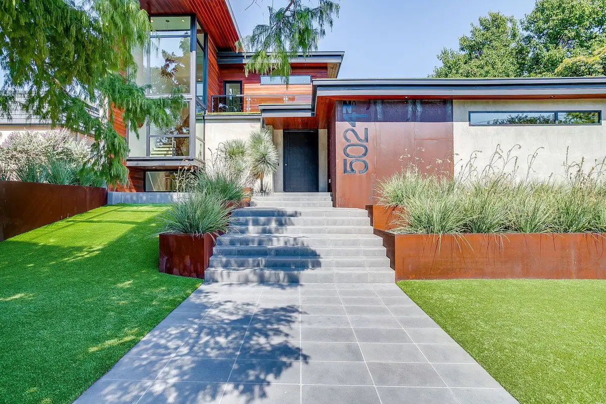 5024 Bryce Avenue, Fort Worth, TX 76107 - Image #1