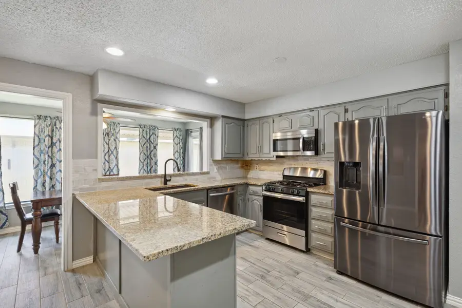 506 Santa Cruz Drive, Garland, TX 75043 - Image #3