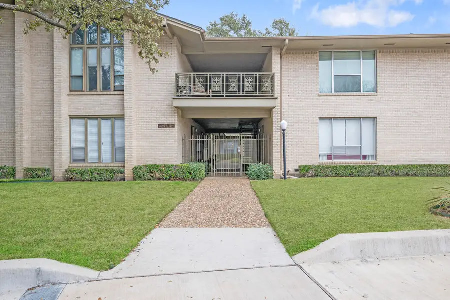 11104 Valleydale Drive #B, Dallas, TX 75230 - Image #2