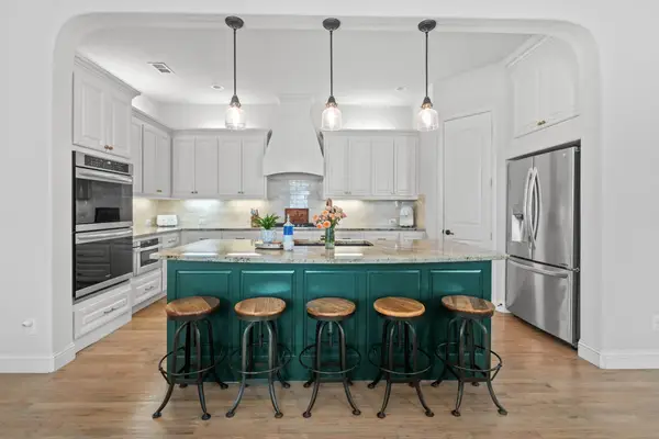 4200 Thistle Hill, Denton, TX 76210