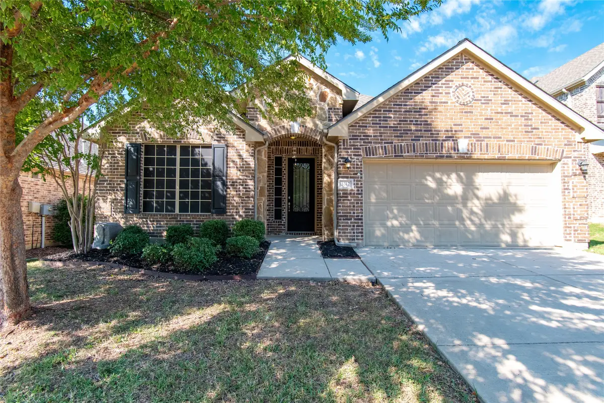 3312 Glen Crest Lane, Denton, TX 76208 - Image #1