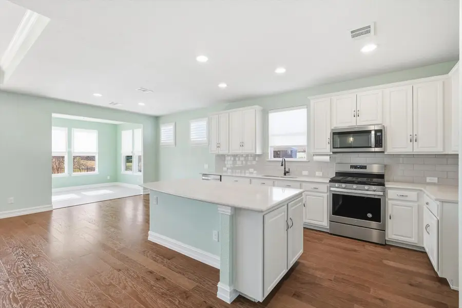 900 Memorial Drive, Little Elm, TX 76227 - Image #2