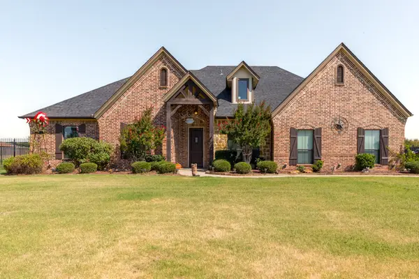 7301 Granville Drive, Mansfield, TX 76063