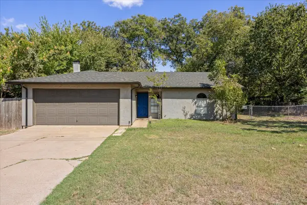 615 Whisperview Circle, Granbury, TX 76049
