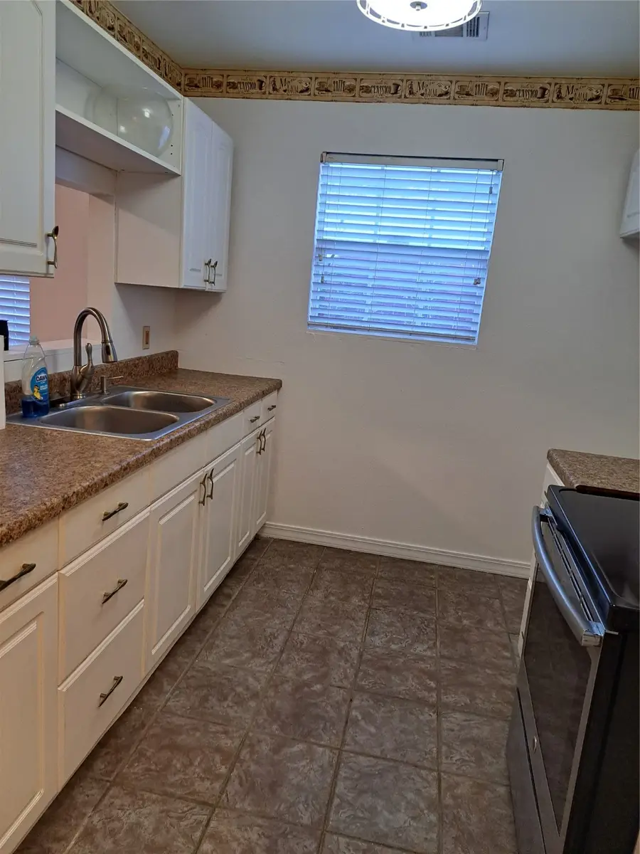 1551 Clay Street, Shreveport, LA 71101 - Image #3