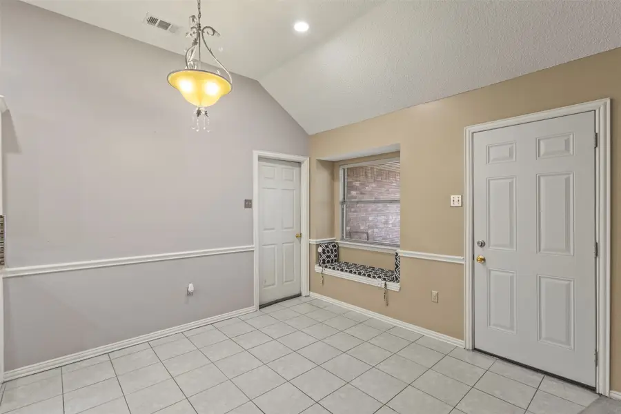 853 Woodridge Circle, Desoto, TX 75115 - Image #3