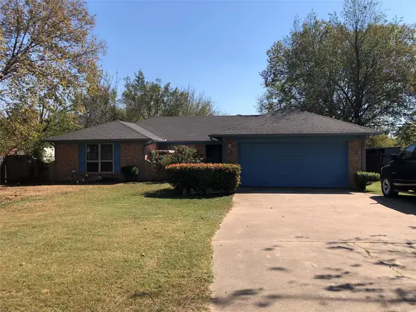 8430 Retta Mansfield Road, Mansfield, TX 76063