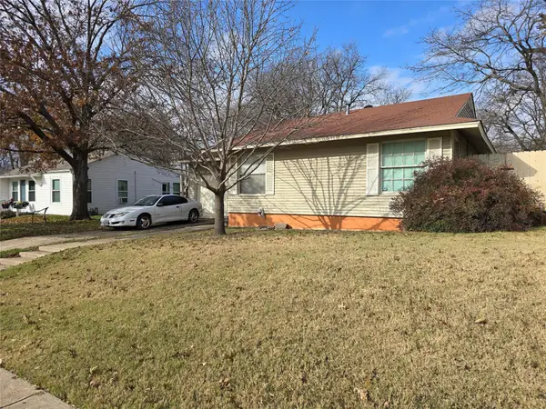 3624 W Boyce Avenue, Fort Worth, TX 76133