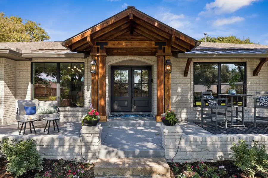 4375 Shady Bend Drive, Dallas, TX 75244 - Image #2