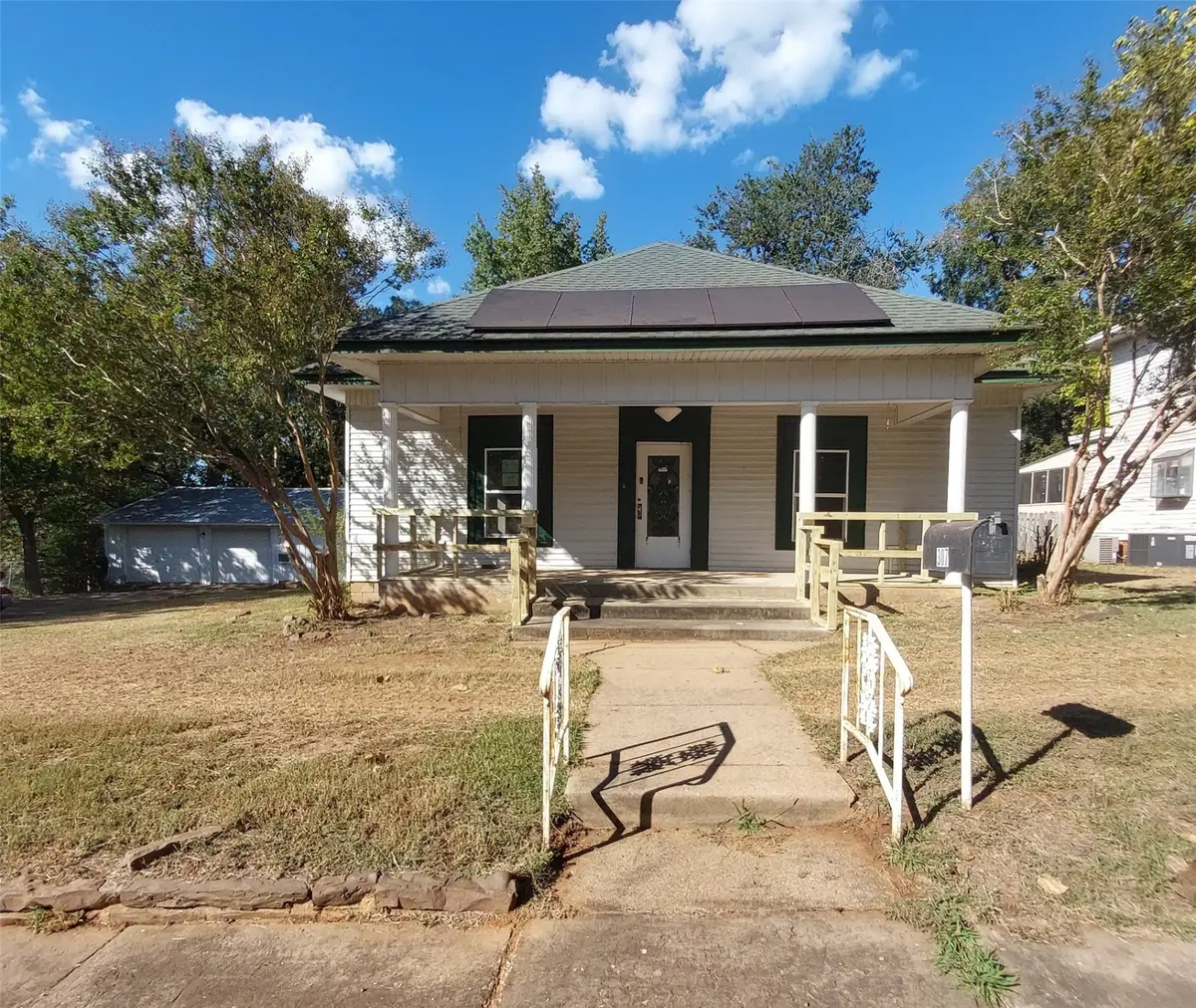 307 E Lowery, Hugo, OK 74743 - Image #1