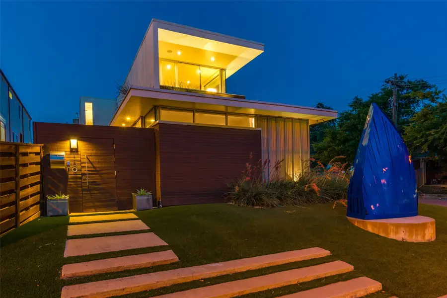 2300 N Carroll Avenue, Dallas, TX 75204 - Image #2