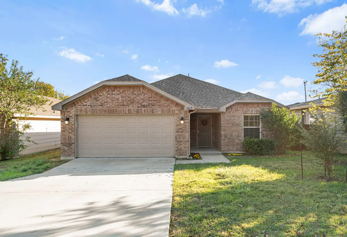 5829 Farnsworth Avenue, Fort Worth, TX 76107 - Image #1