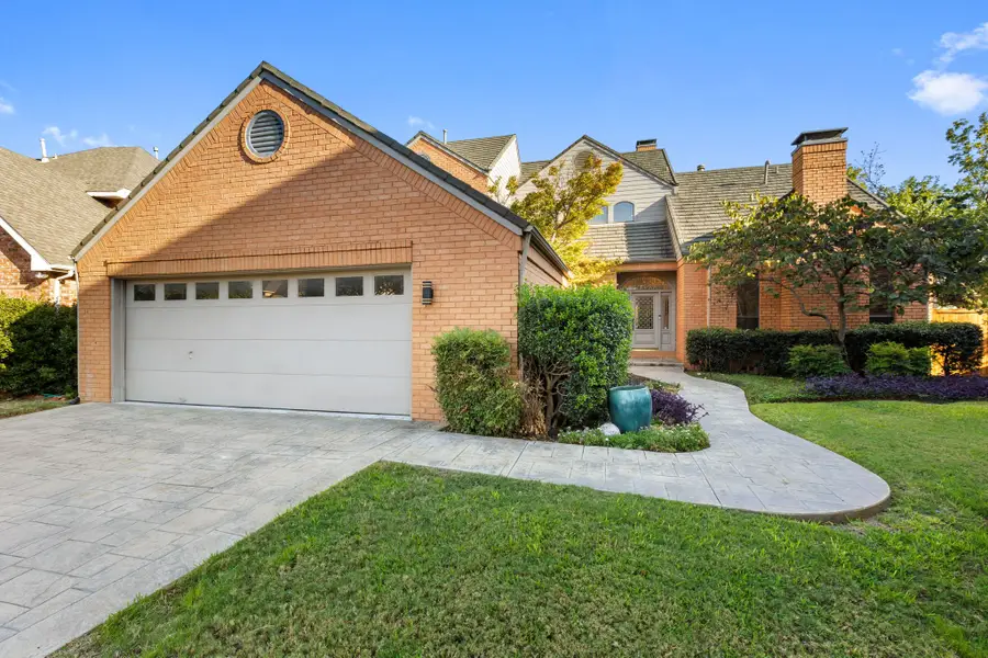 7702 Lakecrest Circle, Irving, TX 75063 - Image #3