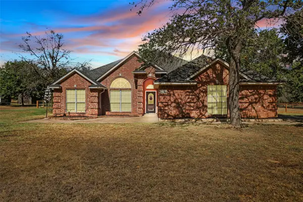 1541 County Road 318, Glen Rose, TX 76043