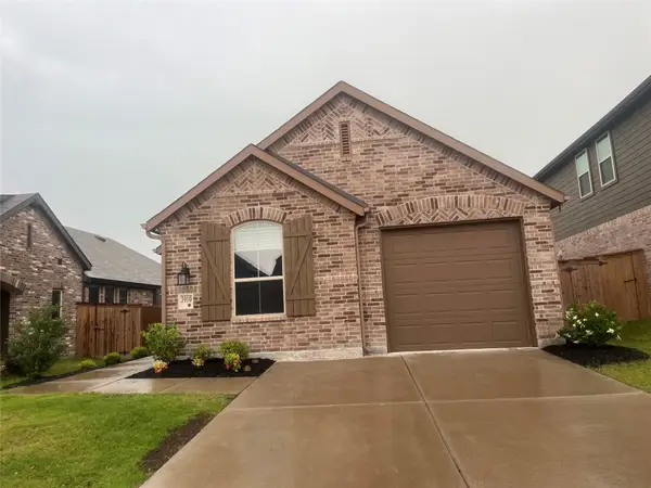 3910 Rochelle Lane, Forney, TX 75126
