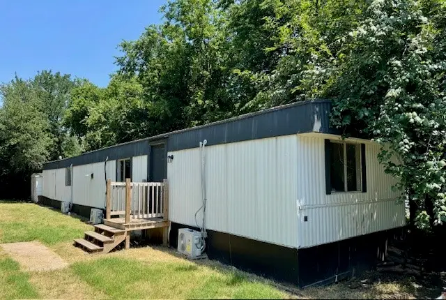 914 Pawnee Trail, Granbury, TX 76048 - #1