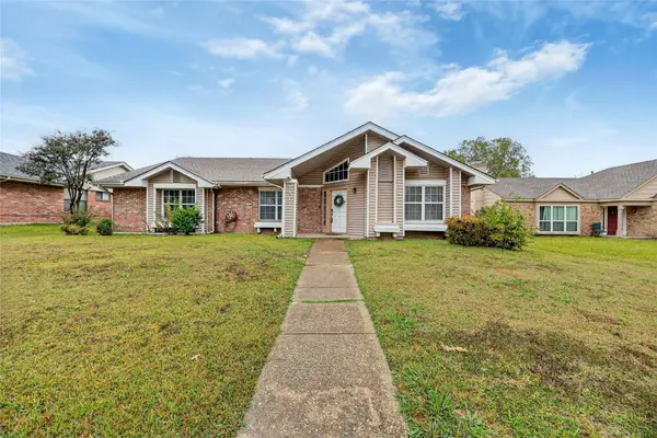 1517 Yorkshire Drive, Mesquite, TX 75149