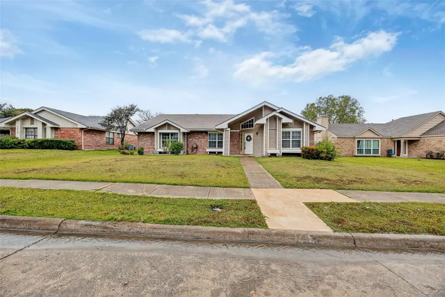 1517 Yorkshire Drive, Mesquite, TX 75149 - Image #2