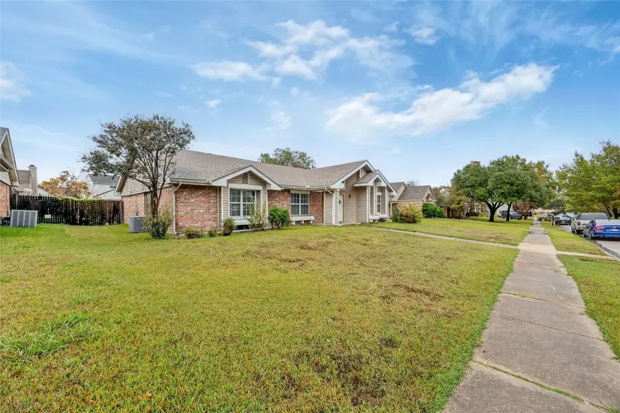 1517 Yorkshire Drive, Mesquite, TX 75149 - Image #3