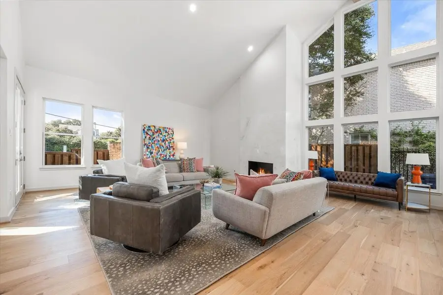 2144 Fountain Square Drive, Fort Worth, TX 76107 - Image #3