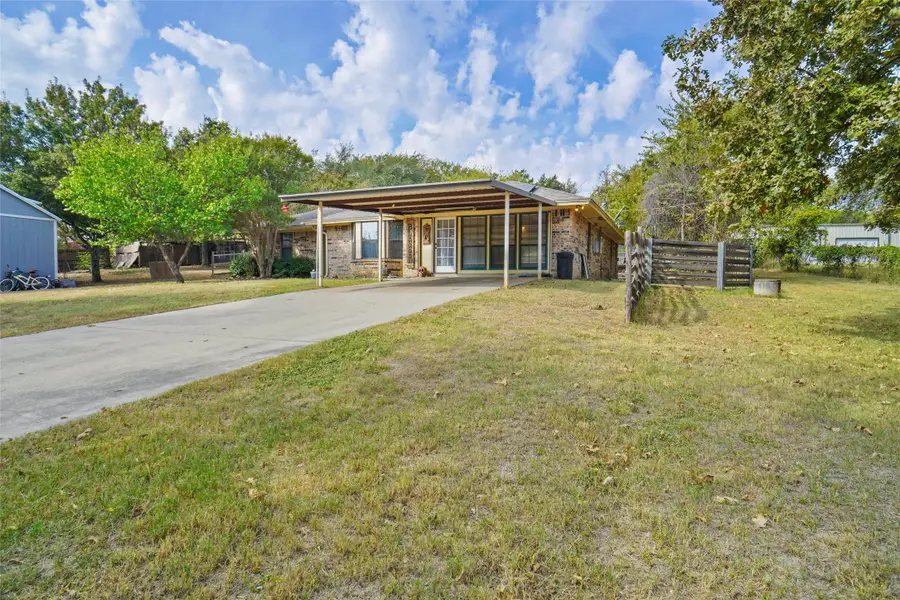 1312 Robyn Road, Azle, TX 76020 - Image #2