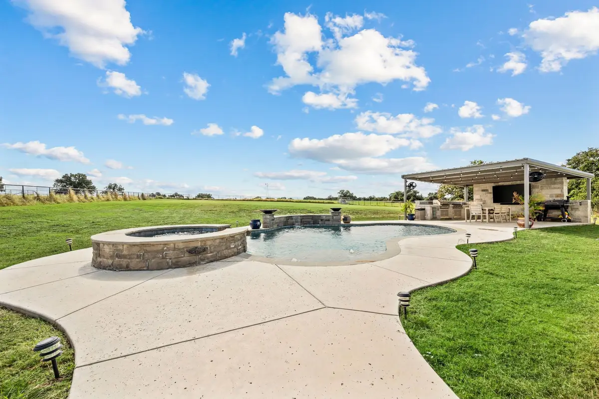 175 County Road 1109, Decatur, TX 76234 - Image #1