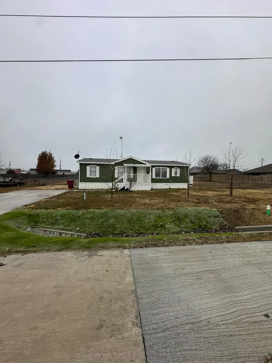 101 Pruett Street, Blue Ridge, TX 75424 - Image #2