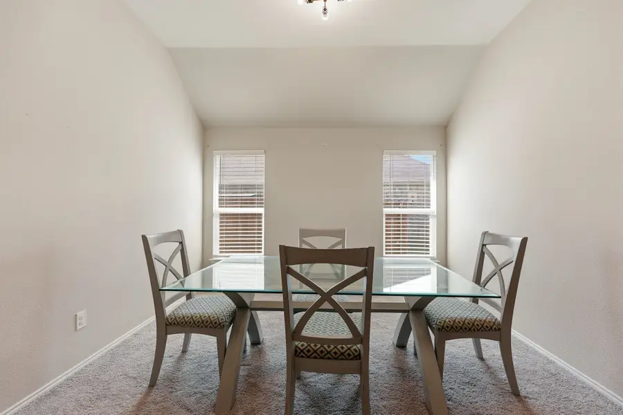 1204 Queens Brook Lane, Fort Worth, TX 76140 - Image #3