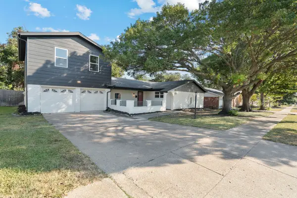 1420 Linwood Lane, Edgecliff Village, TX 76134