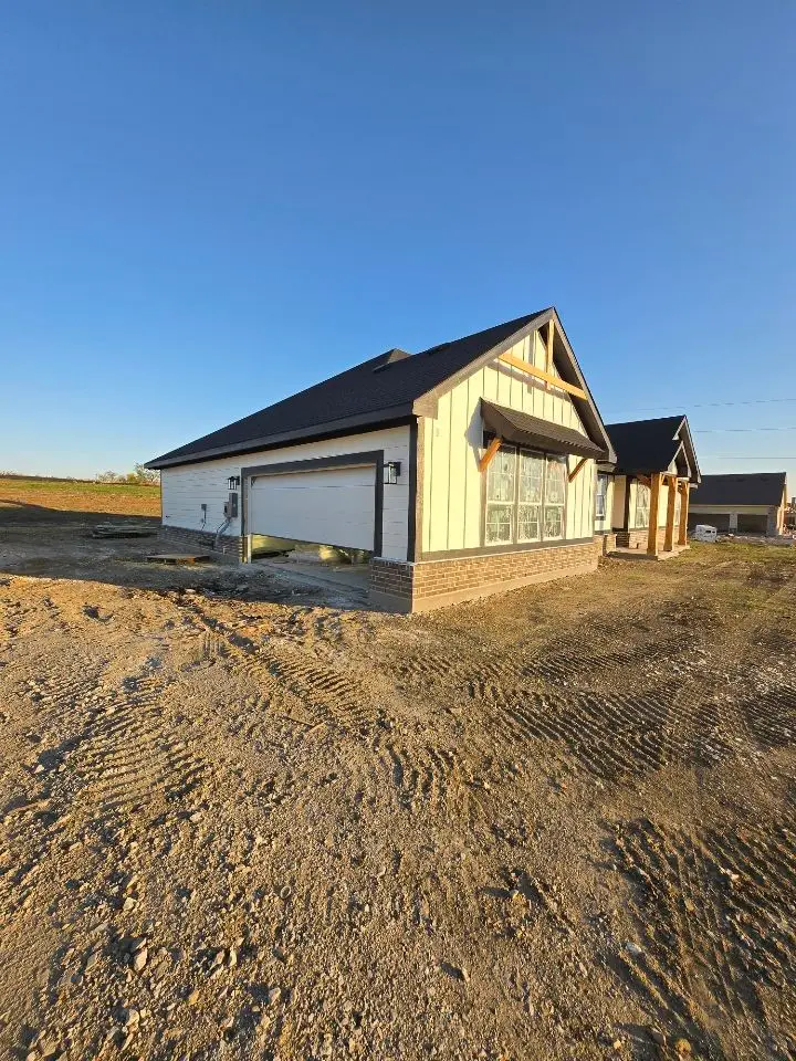 115 Hillview Trail, Decatur, TX 76234 - Image #3