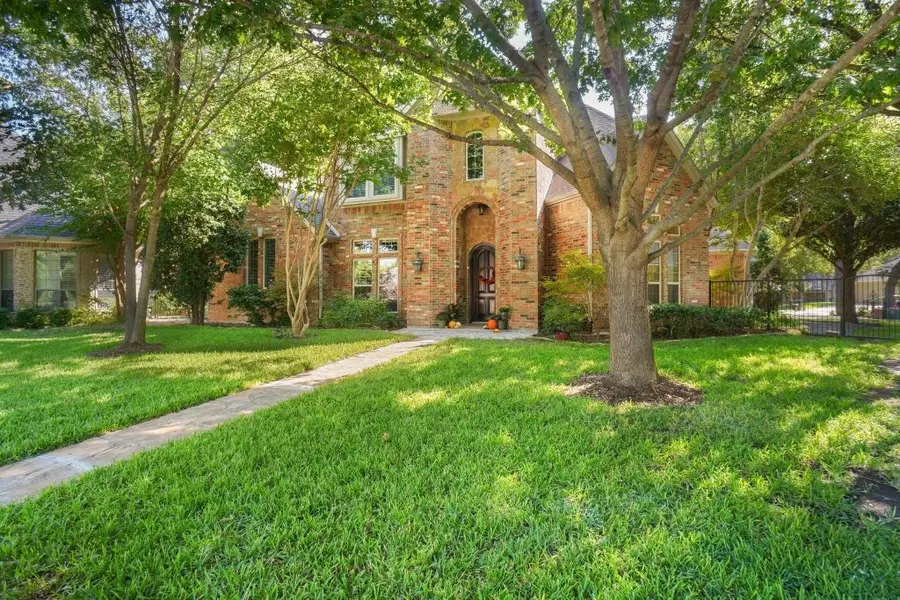 5848 River Meadows Place, Fort Worth, TX 76112 - Image #2