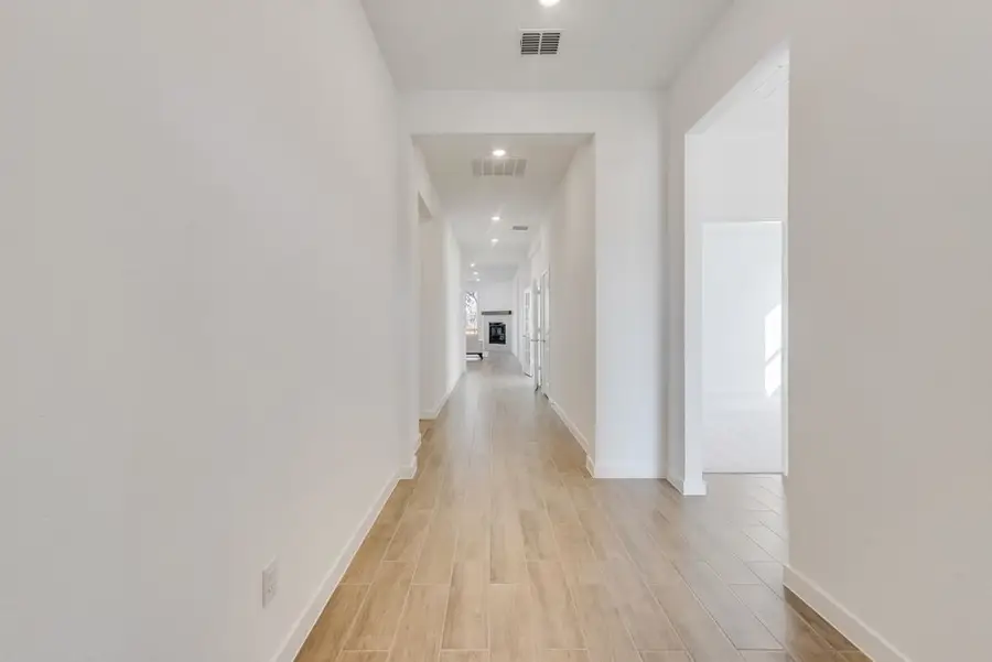 3400 Falcon Field Drive, Mesquite, TX 75181 - Image #3