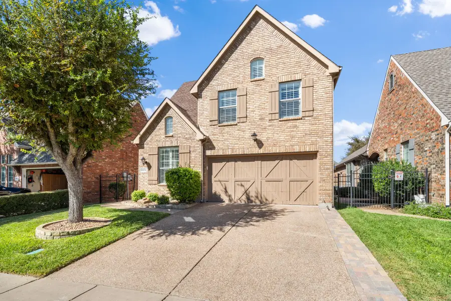 8616 Stone Hollow Drive, McKinney, TX 75072 - Image #2