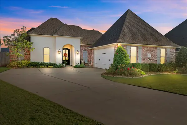 216 Roanoke Circle, Benton, LA 71006