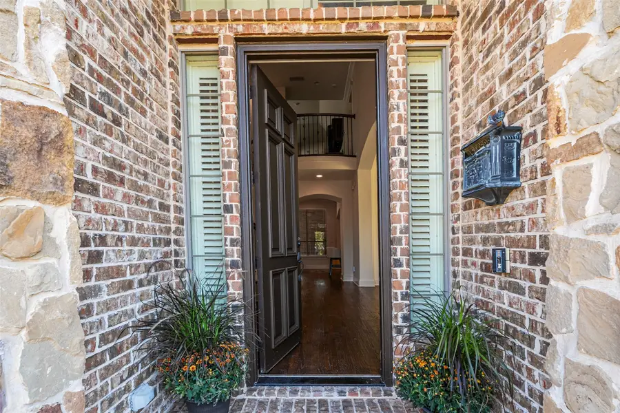 2209 Lady Cornwall Drive, Lewisville, TX 75056 - Image #2