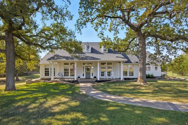 4014 E Bankhead Highway, Weatherford, TX 76087