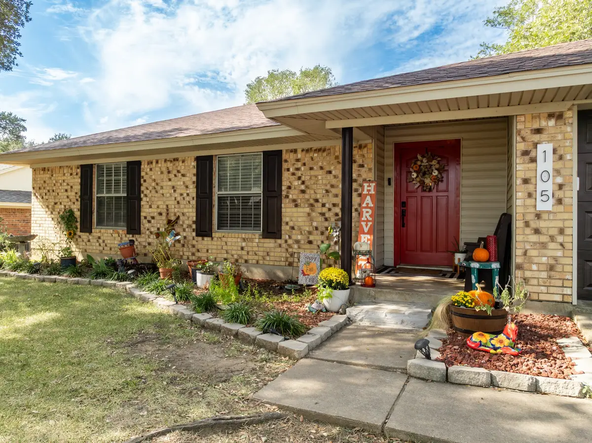 105 Clyde Drive, Hillsboro, TX 76645 - Image #1