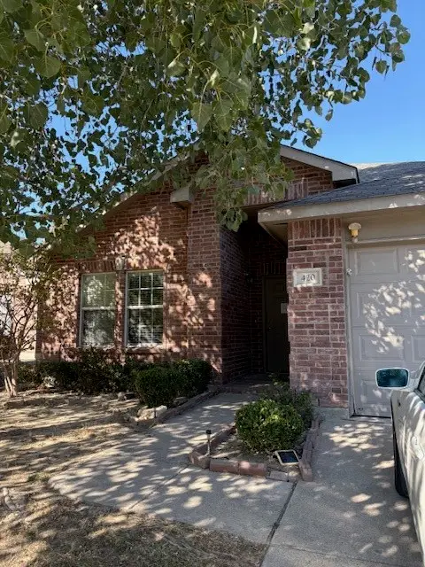420 Marble Creek Drive, Fort Worth, TX 76131 - Image #2