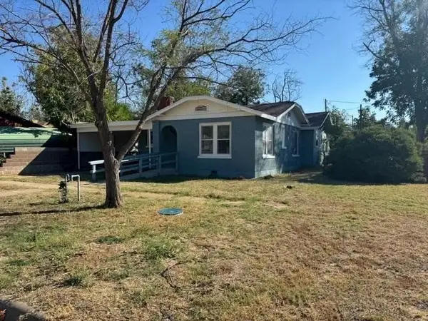 932 Elm Street, Colorado City, TX 79512