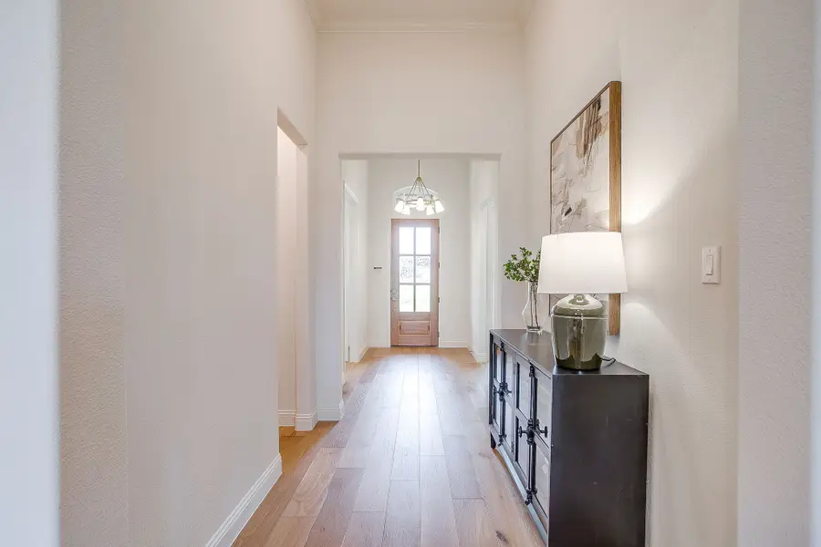 320 Slimp Bluff, Azle, TX 76020 - Image #3