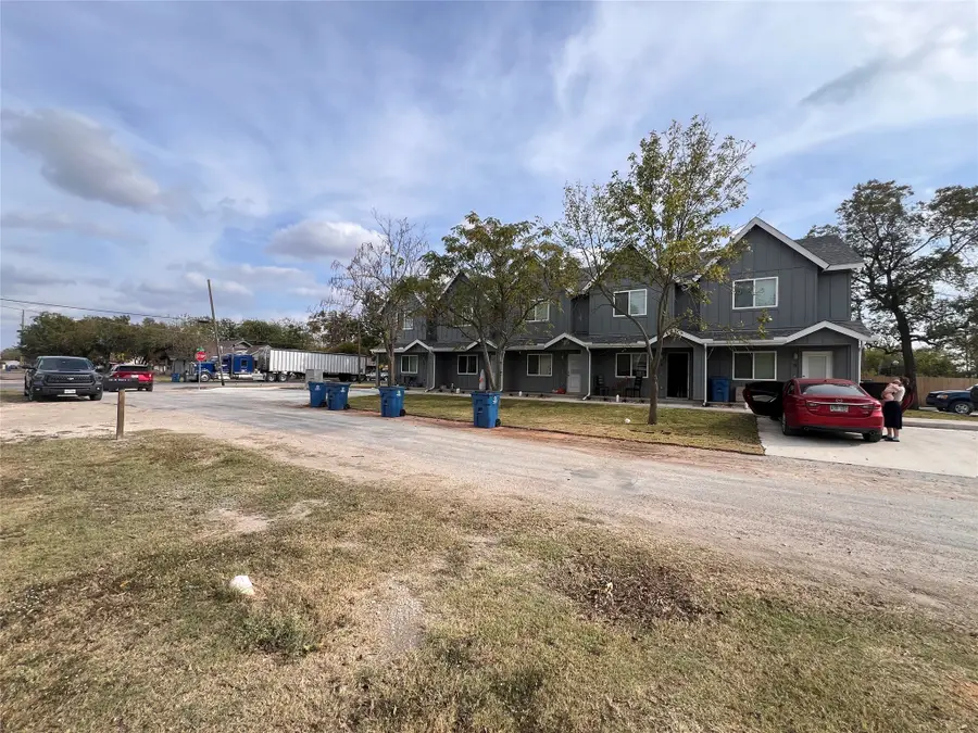 105 W North Street, Itasca, TX 76055 - Image #3
