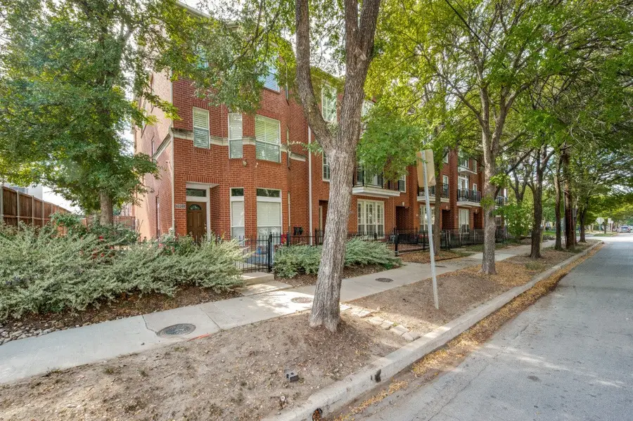 3935 N Hall Street, Dallas, TX 75219 - Image #2