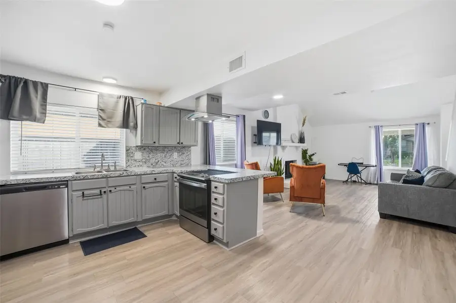 2821 Lancer Lane, Garland, TX 75044 - Image #2