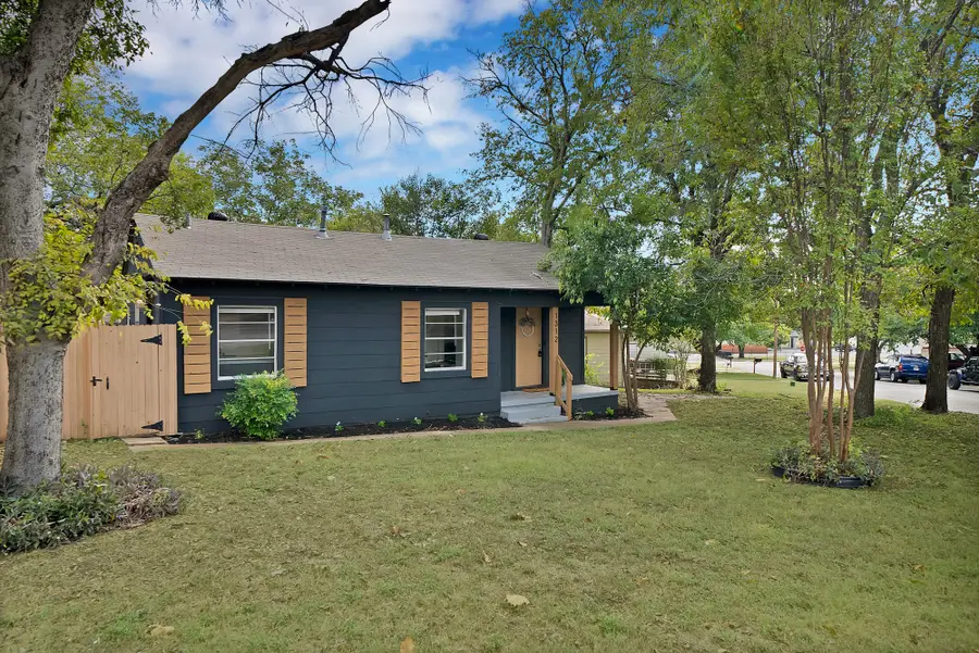 1312 Westwick Drive, River Oaks, TX 76114 - Image #2