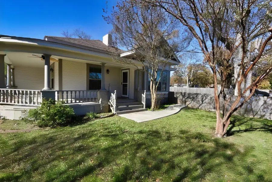 269 E Holley Street, Alba, TX 75410 - Image #3